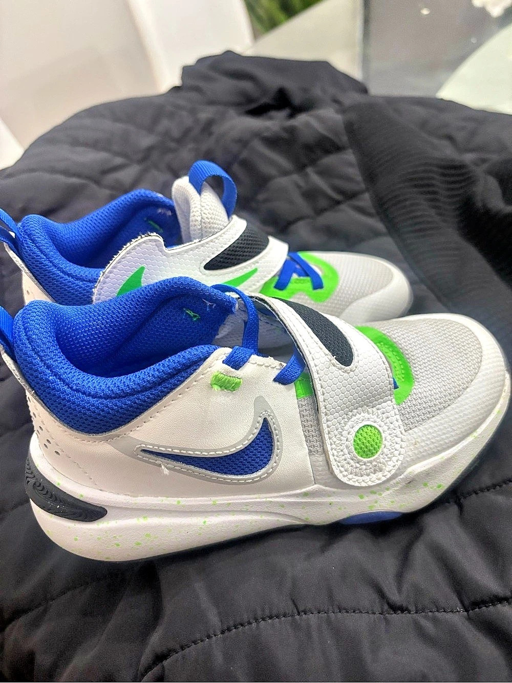 Nike Team Hustle Kids Sneakers White & Blue US 12C